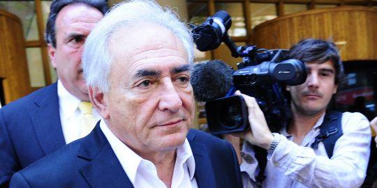 Dominique Strauss-Kahn comparaît vendredi matin devant la justice américaine dans le cadre de l'enquête pour crimes sexuels dont il fait l'objet, a annoncé jeudi 30 juin le bureau du procureur de New York.