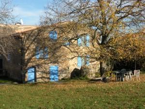 A quelques km du village