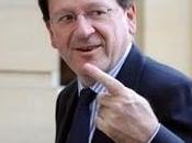 Medef-UMP remet couche