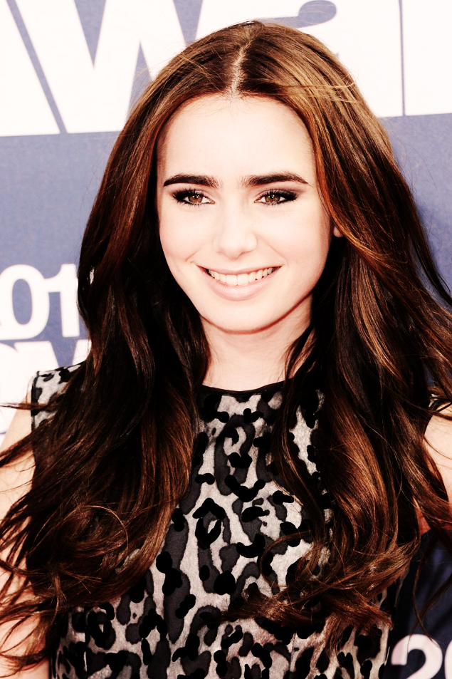 Get The Look : Lily Collins