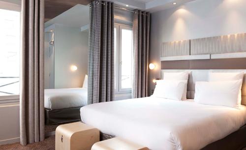 chambre-argentee-Hotel-Valadon-Colors-paris-france-hoosta-magazine