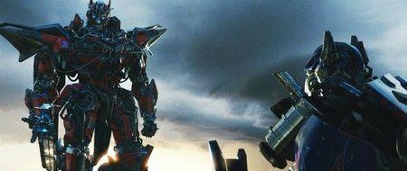 Transformers-3-La-Face-cachee-de-la-Lune-3