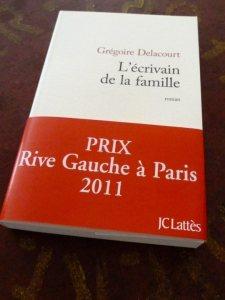 Où l’on découvre le nom du premier lauréat du Prix Rive Gauche à Paris !