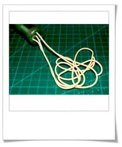 Préparation pour faire des fils de fimo souples