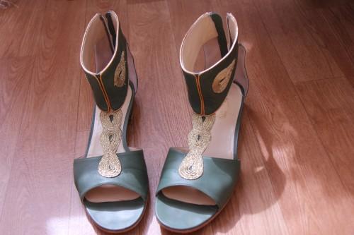 bottes isabel marant,ballerines repetto,pulls comptoir des cotonniers,gilet sandro,chemisier maje,bikinis paul&joe,videdressing,blog vide dressing,vide dressing de missfashion