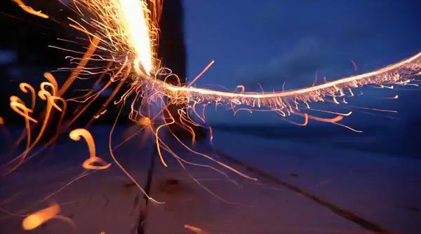 homemade fireworks Homemade Fireworks: Des ballons en feu