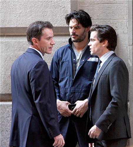 Joe Manganiello sur le set de White Collar