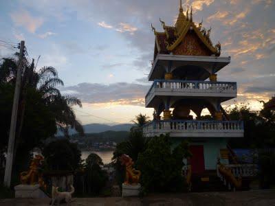 118. Bienvenue en République démocantique du Laos