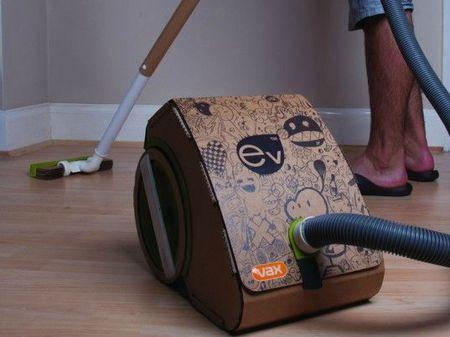 Un aspirateur écolo Cardboard-Vacuum-4-537x402