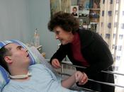 [France Sarkozyste] Elle supplie Nicolas Sarkozy prendre soin fils Eddy, tétraplégique LePost.fr (09:14)