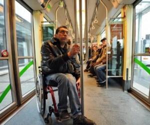 À Lyon, le transport des personnes handicapées s'accompagne