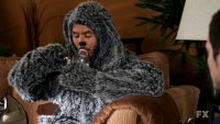 Wilfred - 1 x 01 Happiness  ( serie premiere)