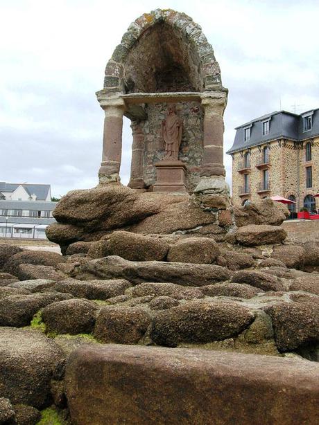 Oratoire Saint-Guirec à Ploumanac'h - Photo L Gérard Excursion sur la Côte de Granite Rose, Bretagne Nord