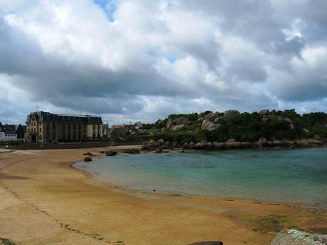 Plage de Ploumanac'h - Photo L Gérard Excursion sur la Côte de Granite Rose, Bretagne Nord