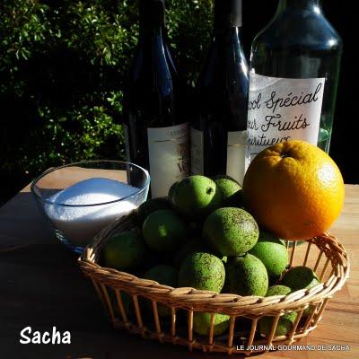 Le vin de noix    ;   Simiane -la- Rotonde  Haute Provence