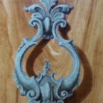 Cet été, pendant ma cure à La Roche Posay, je m’initie à la peinture en décors !