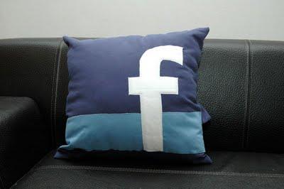 Les produits dérivés de Facebook