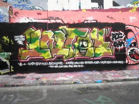 Graffiti rue des Maraîchers (75020)