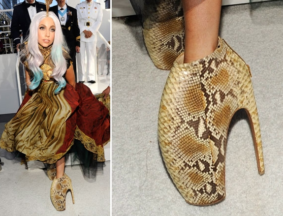 Retrospective : le pire du pire des chaussures de Lady GaGa ! - Paperblog