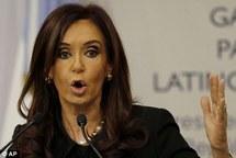 Présidentielles Argentine: Cristina Kirchner domine les premiers sondages