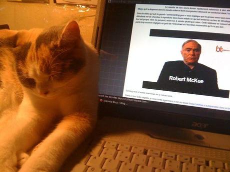 Dans le bureau d’Elie-G. Abécéra