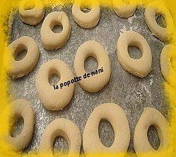 Doughnuts doughnutsavantcuisson.jpg