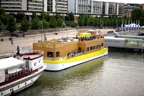 Le Petit Bain : le nouveau lieu culturel de Bercy