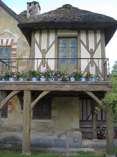 De Venise à Versailles : fin juin,  en visite au hameau de la Reine