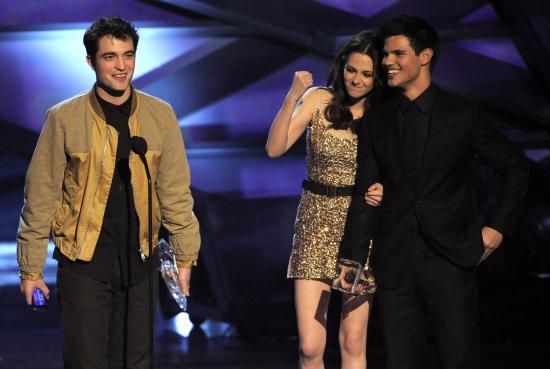 kristen stewart,robert pattinson,taylor lautner,people choice awards,2011