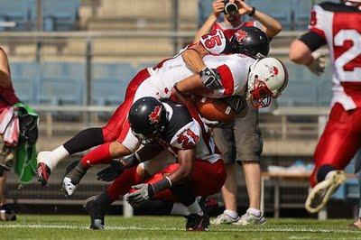 Championnat Senior 2011: Le Canada se faufile en final