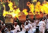 14 juillet Nachi no Hi Matsuri ou le festival du feu