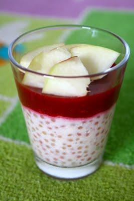 VERRINES DE PERLES DU JAPON AU COULIS DE FRAMBOISES GÉLIFIÉ ET BRUGNONS