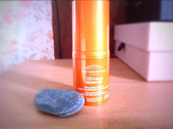 Je me protège du soleil (ou j’essaye au moins)