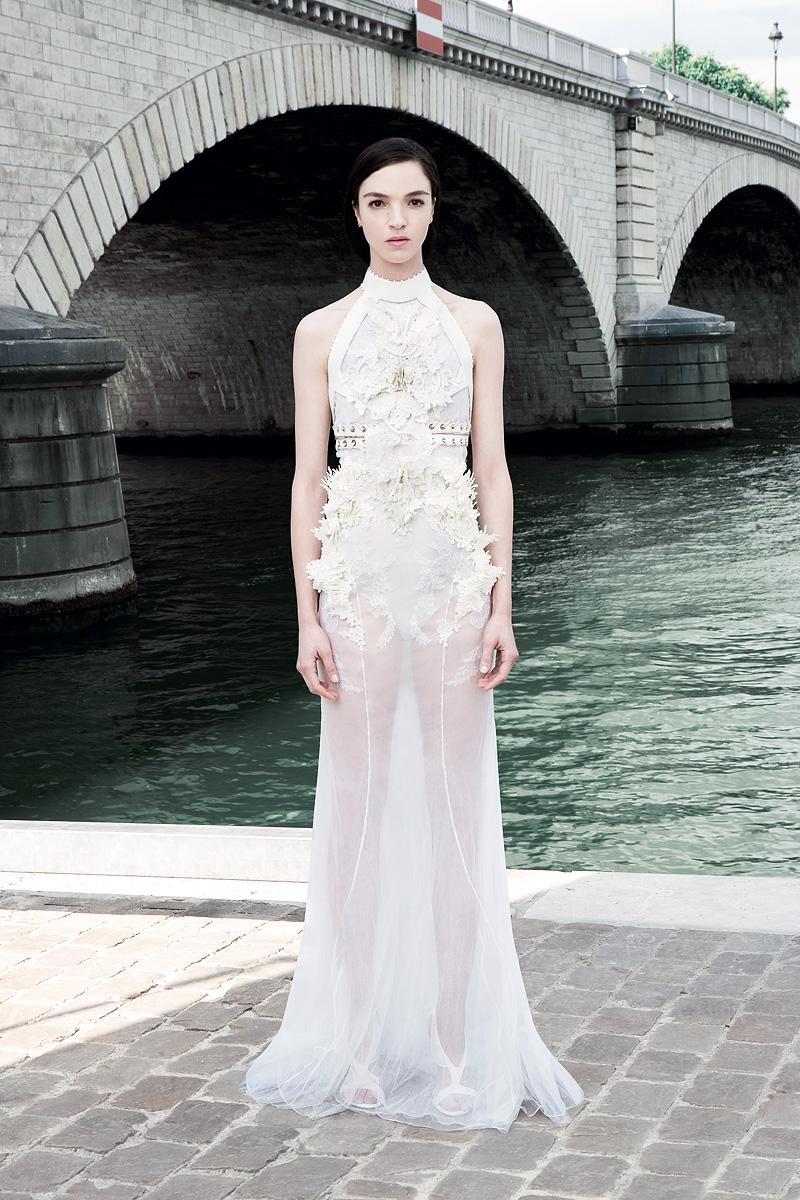 GIVENCHY FALL 2011 COUTURE #1