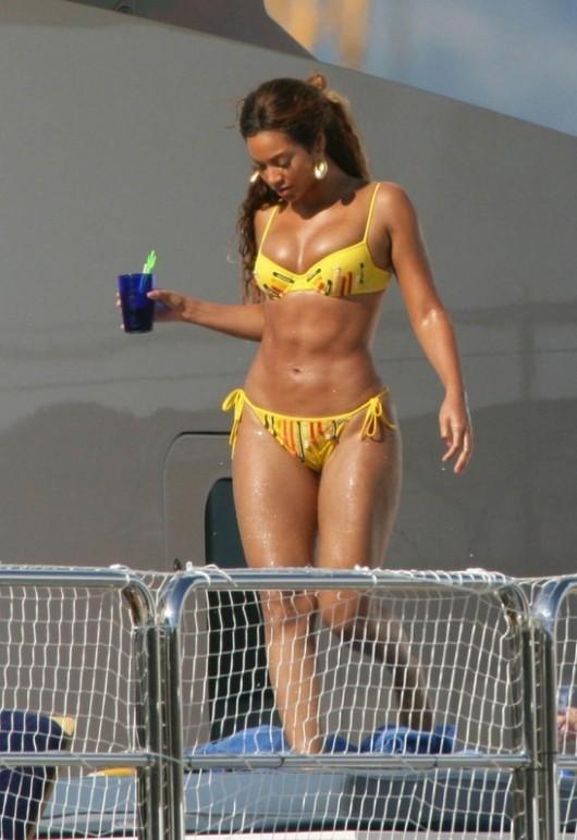 Top 10 des femmes sexy en bikini : Beyoncé, Katty Perry, ....