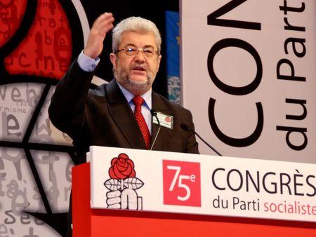 CONGRÈS DE REIMS 08 JJT main levée