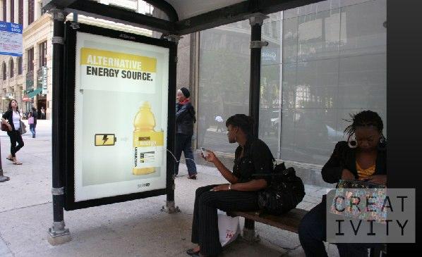 vitaminwater energy bus shelter print image creativity online Vitamin Water recharge votre mobile