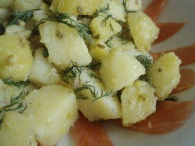 Salade de pommes de terre au saumon fumé de Jamie OLIVER