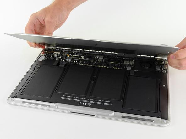 macbook air ifixit Dans les entrailles du MacBook Air cru 2011