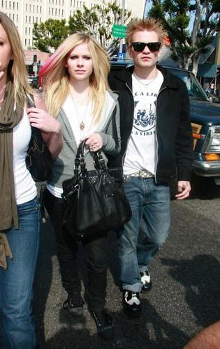 Avril Lavigne enceinte?