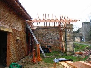 Fin charpente terrasse Nord, début cloisons douglas