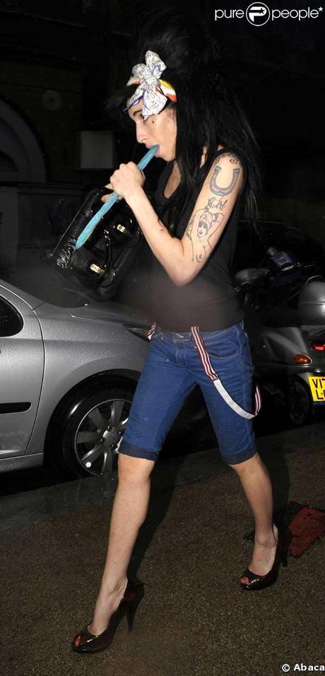 Amy Winehouse, une îcone de mode retrouvée morte ...