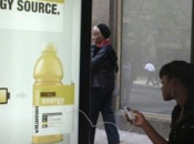 publicités Vitamin Water peuvent recharger iDevices