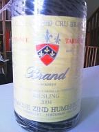 Pour accompagner les bougies : Chambertin, Leoville Las Cases, Volnay Champans, Riesling VT Zind