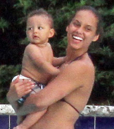 Moments de complicité entre Alicia Keys et son fils Egypt
