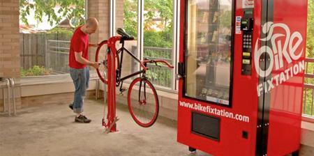 Station vending de réparation vélo
