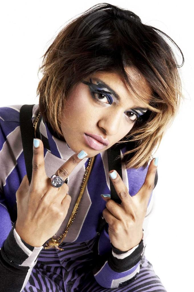 KAYRHYTHM NEWS SPECIAL AMY WINEHOUSE : M.I.A OFFRE LE TITRE “27″ EN HOMMAGE A AMY, PRINCE ET ANDY ALLO REPRENNENT “LOVE IS A LOSING GAME”, ADELE ET LADY GAGA PARLENT D’AMY, REMIX DE “TEARS DRY ON THEIR OWN”(ORGANIZED NOIZE REMIX), SES DERNIERS INSTANTS...