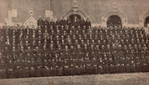 L'Usine Thiriez, père et fils en 1920.