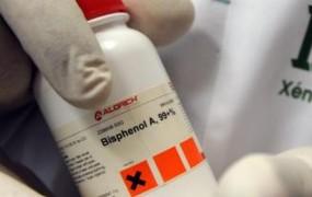 [Pharmafieux, Médicamenteurs] Santé & Industrie chimique : Un phénomène qui dérange la puberté précoce