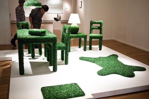 Mobilier coupant par Mark Reigelman